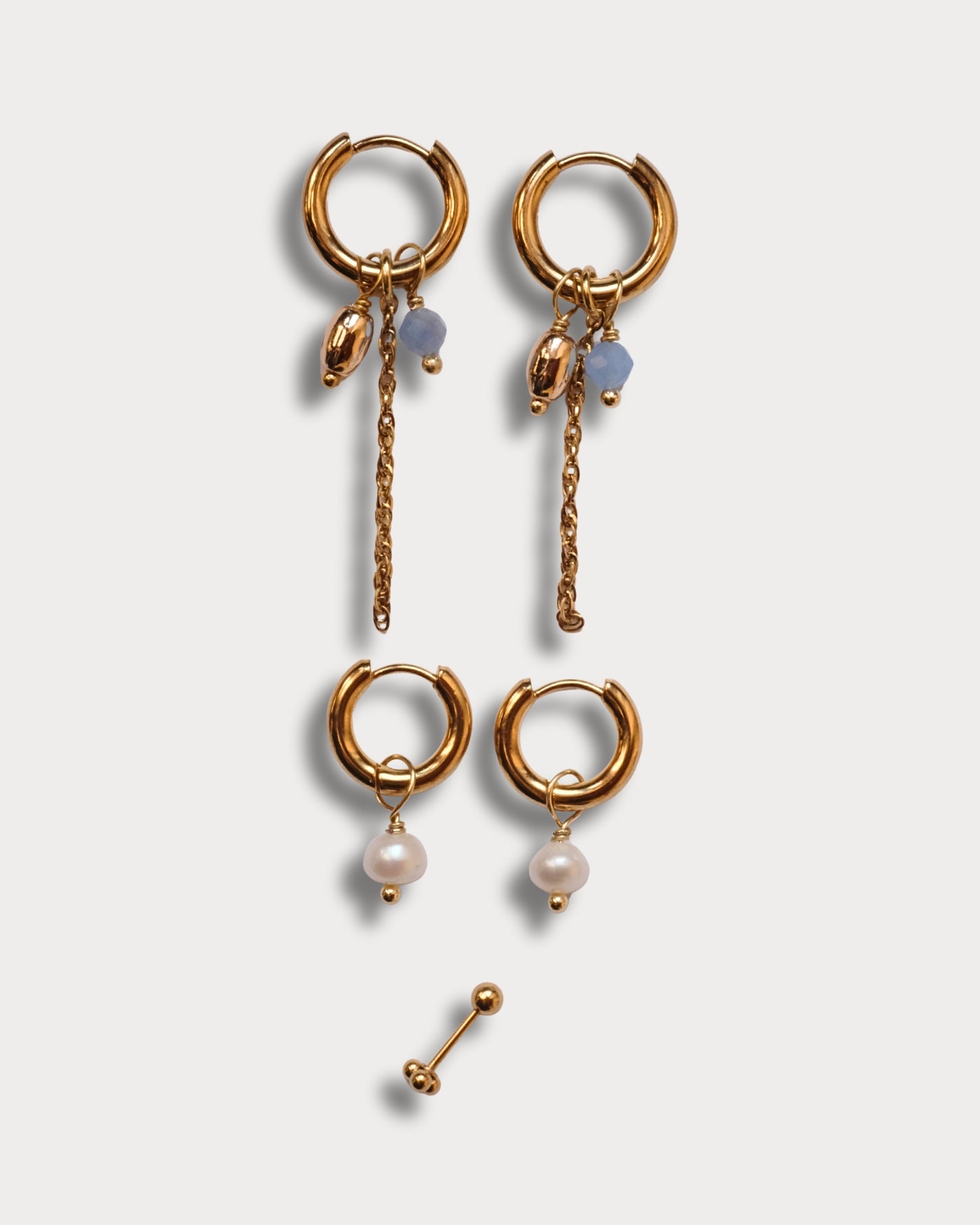 SET CON PIERCING - Set di due paia di orecchini e piercing con pietre di amazzonite e perle di fiume