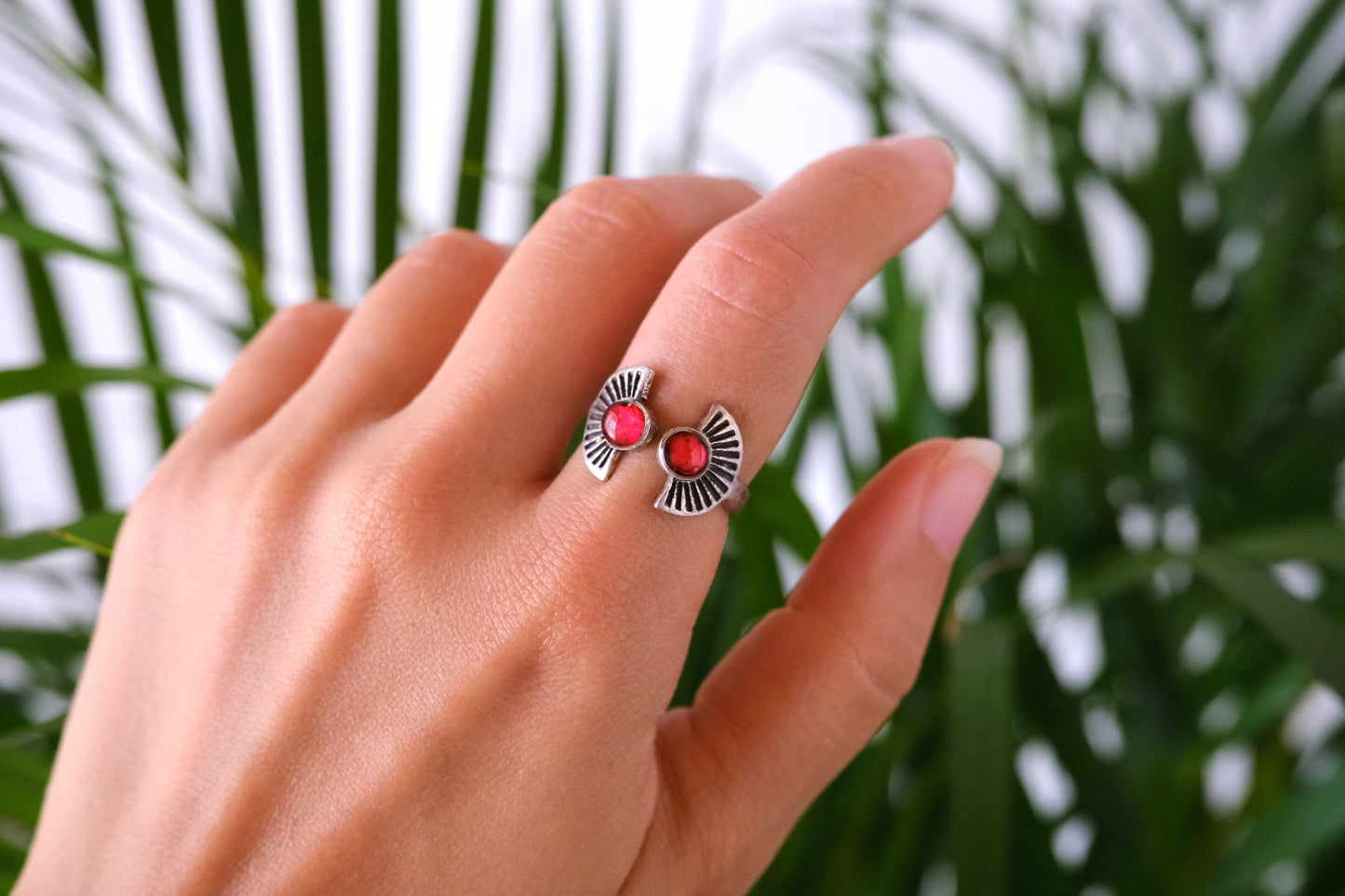 Anello ANASTASIA con foglie rosse di mirtillo