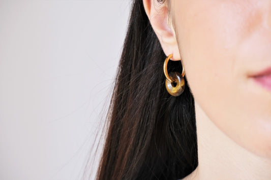 LE CIAMBELLE - Orecchini a cerchio con pietre a ciambella di occhio di tigre - oro o argento