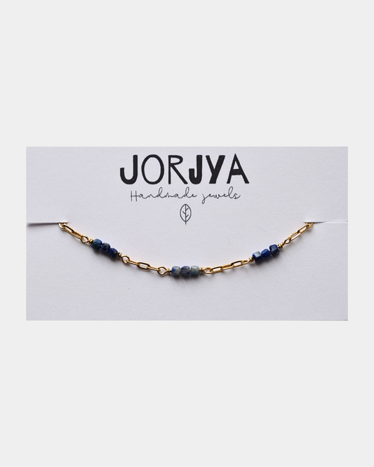 Bracciale con maglie allungate e pietre cubiche di lapislazzuli