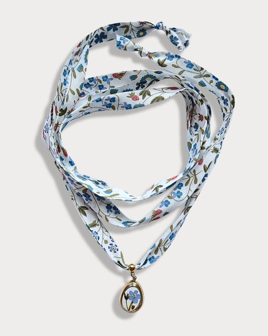 Collana in tessuto di cotone floreale con pendente con non ti scordar di me