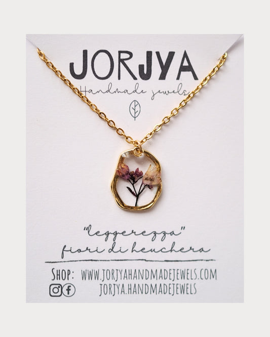 Collana "leggerezza" con fiori di heuchera