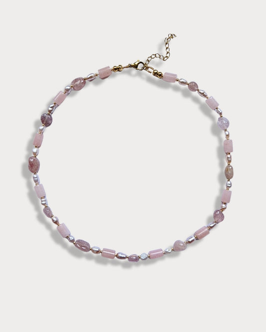 Collana girocollo di pietre naturali di rodonite e di perle di fiume