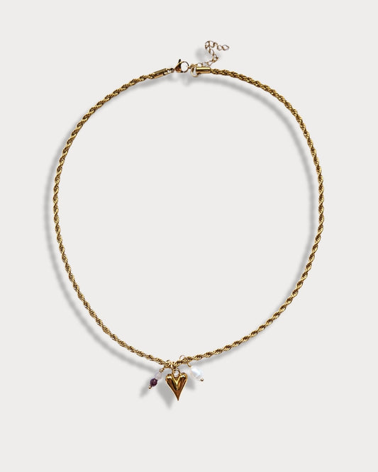 Collana a maglia intrecciata con pendente a forma di cuore, pietre di tormalina e perla di fiume