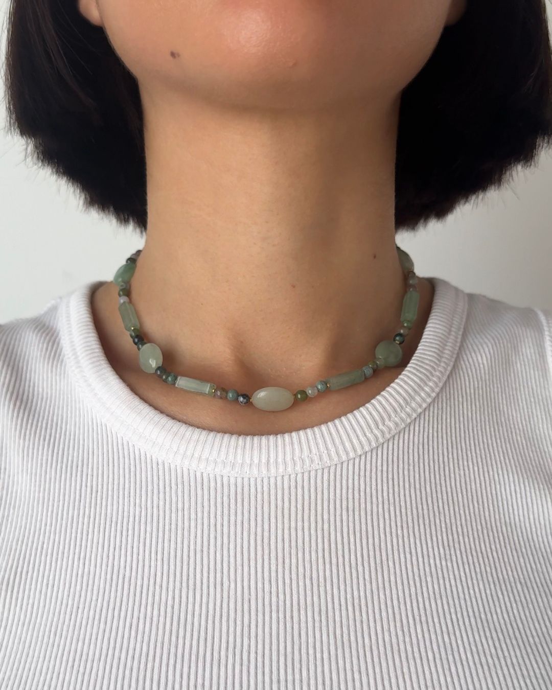 Collana girocollo di pietre naturali di avventurina e di agata indiana