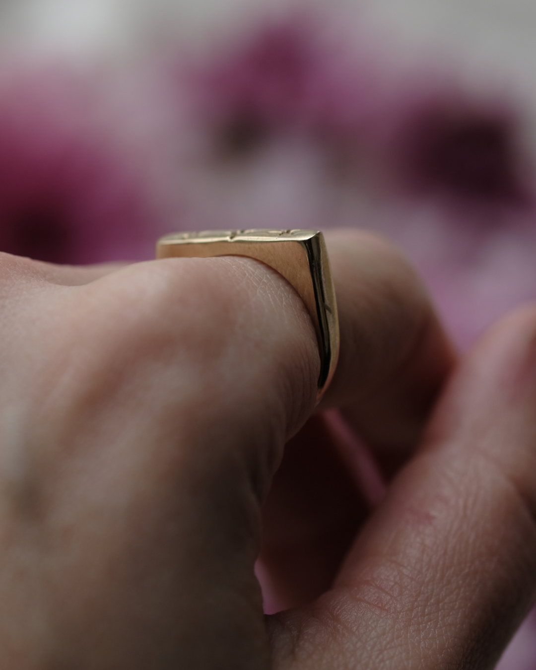 CIELO STELLATO - Anello in ottone geometrico regolabile con tre stelle