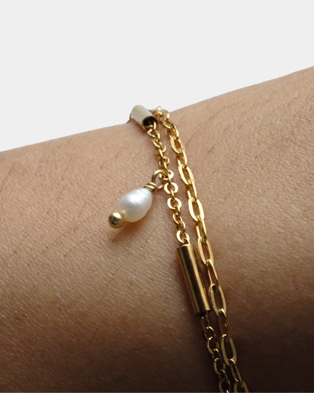 Bracciale con doppio filo con perle di fiume