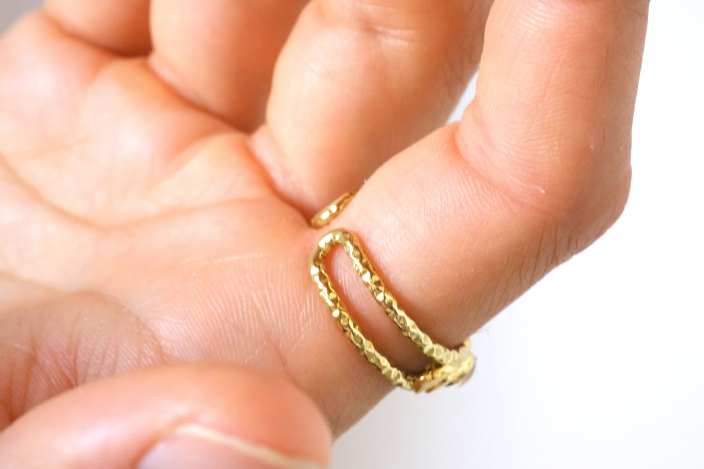 Anello GRACE con petali di ortensia lilla