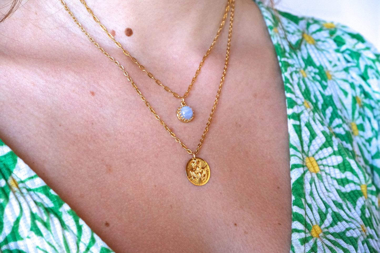 Collane con segno zodiacale dei GEMELLI e pietra di agata blu