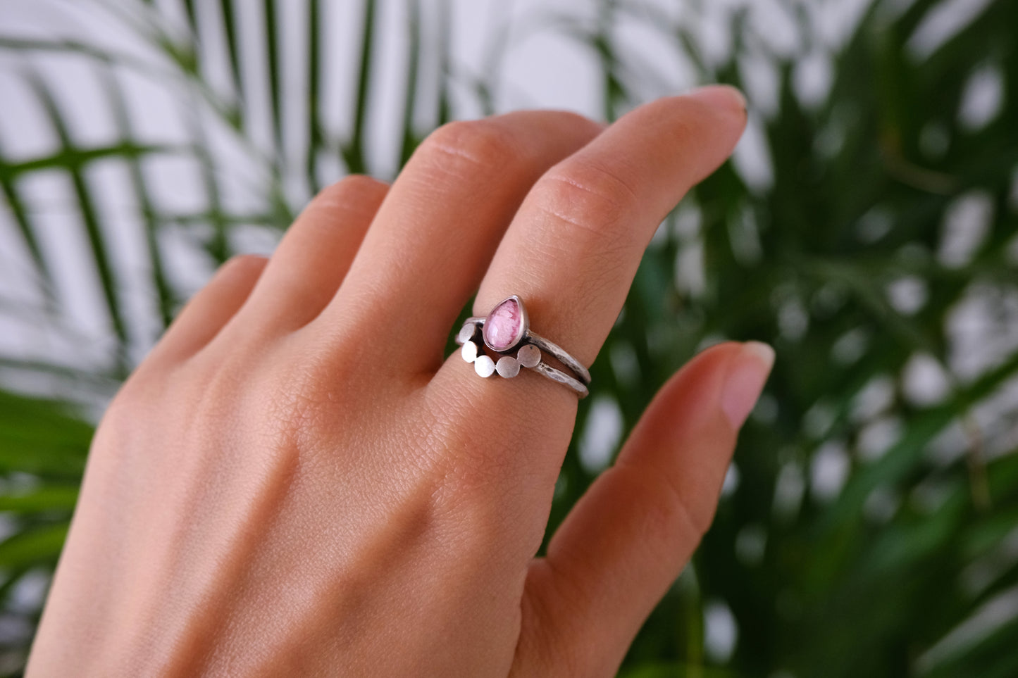 Anello CARLOTTA con petali di gerbera rosa