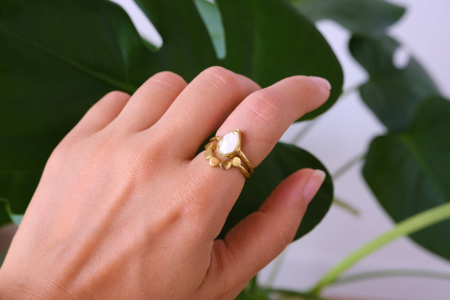 Anello ISABELLA con petali di margherita