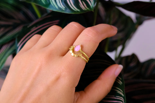 Anello CARLOTTA con petali di gerbera rosa