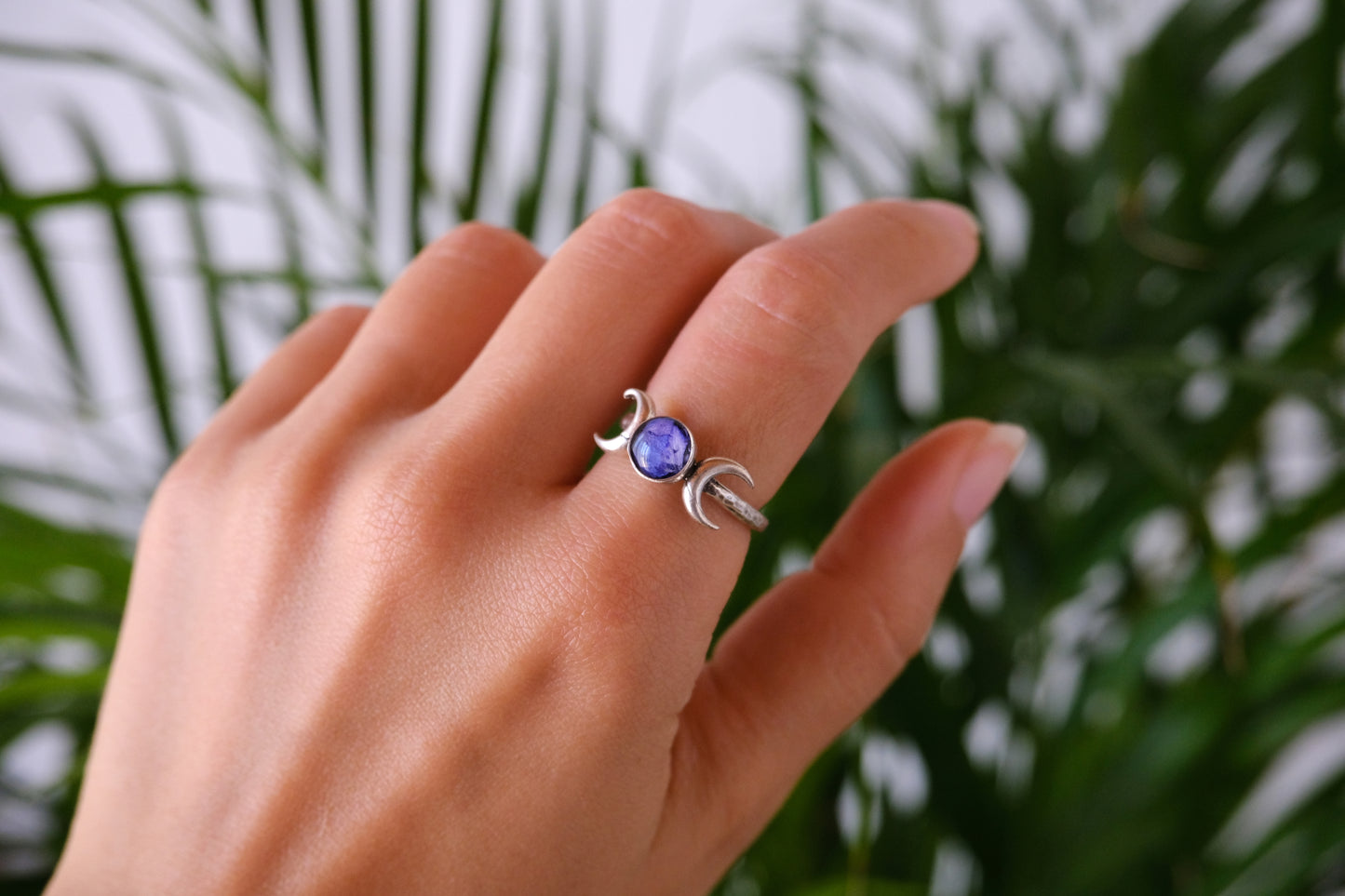 Anello ERINA con petali di speronella viola