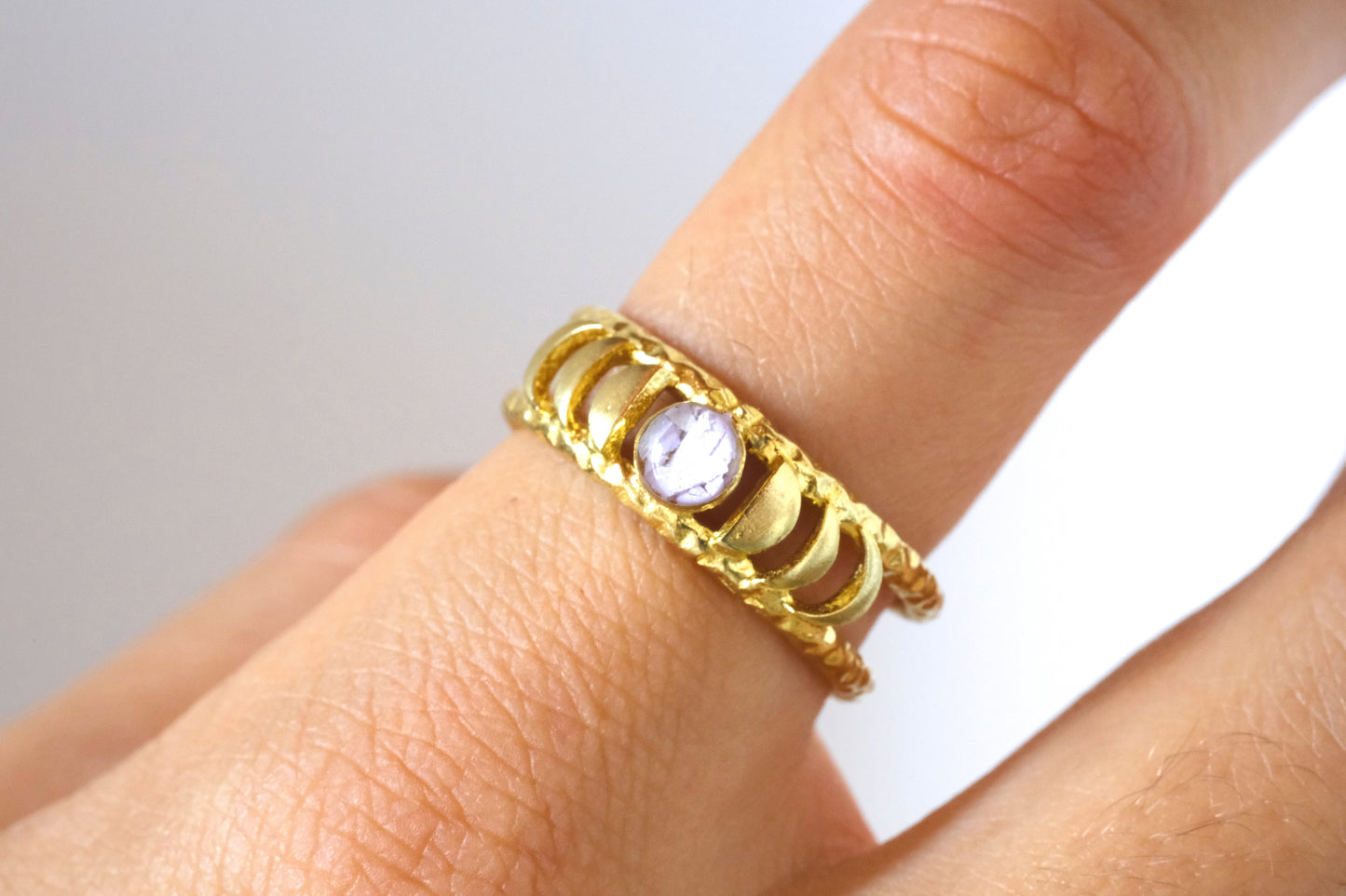 Anello GRACE con petali di ortensia lilla